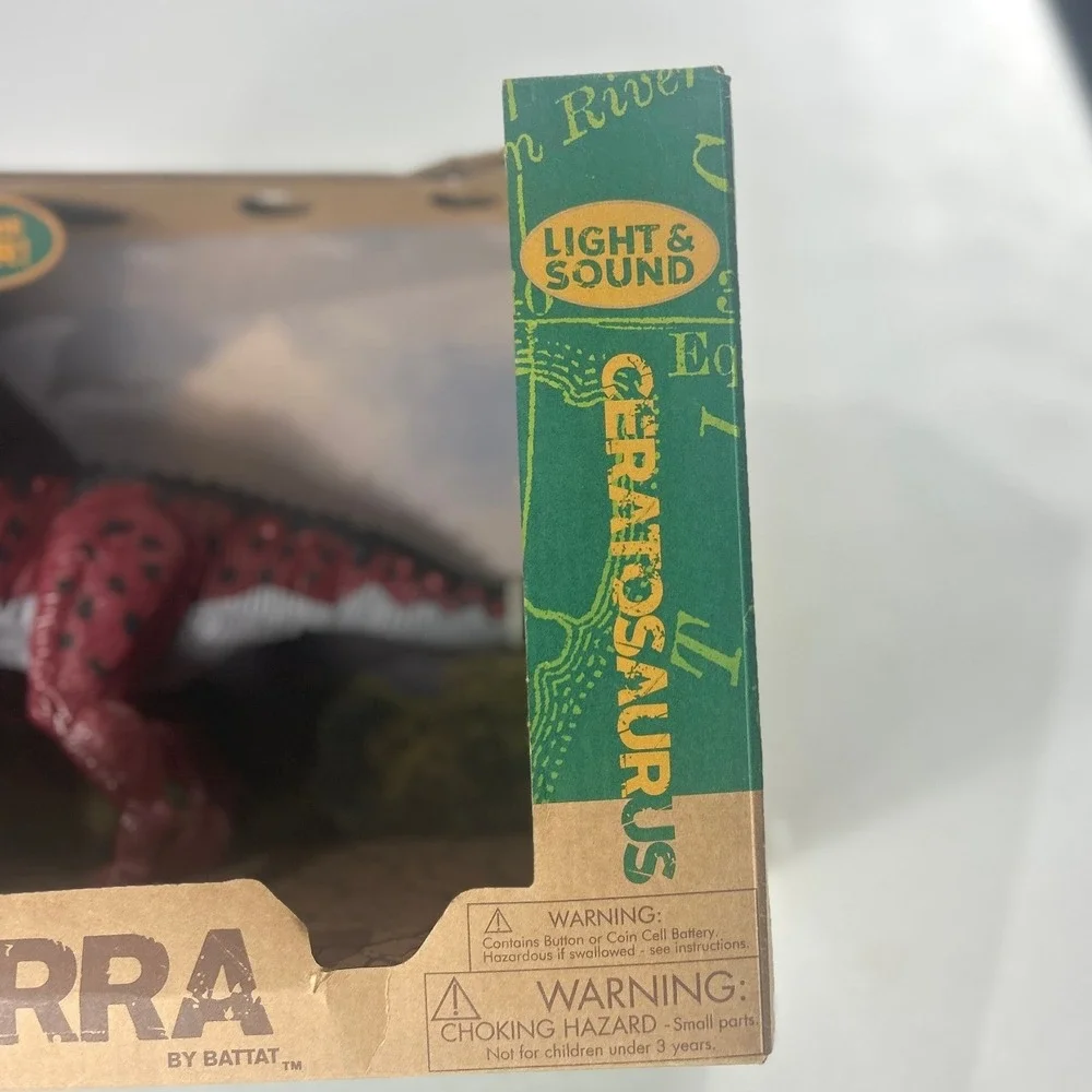 Terra by Battat Ceratosaurus Dinosaur Toy Light and‎ Sound Roaring Figure Red
